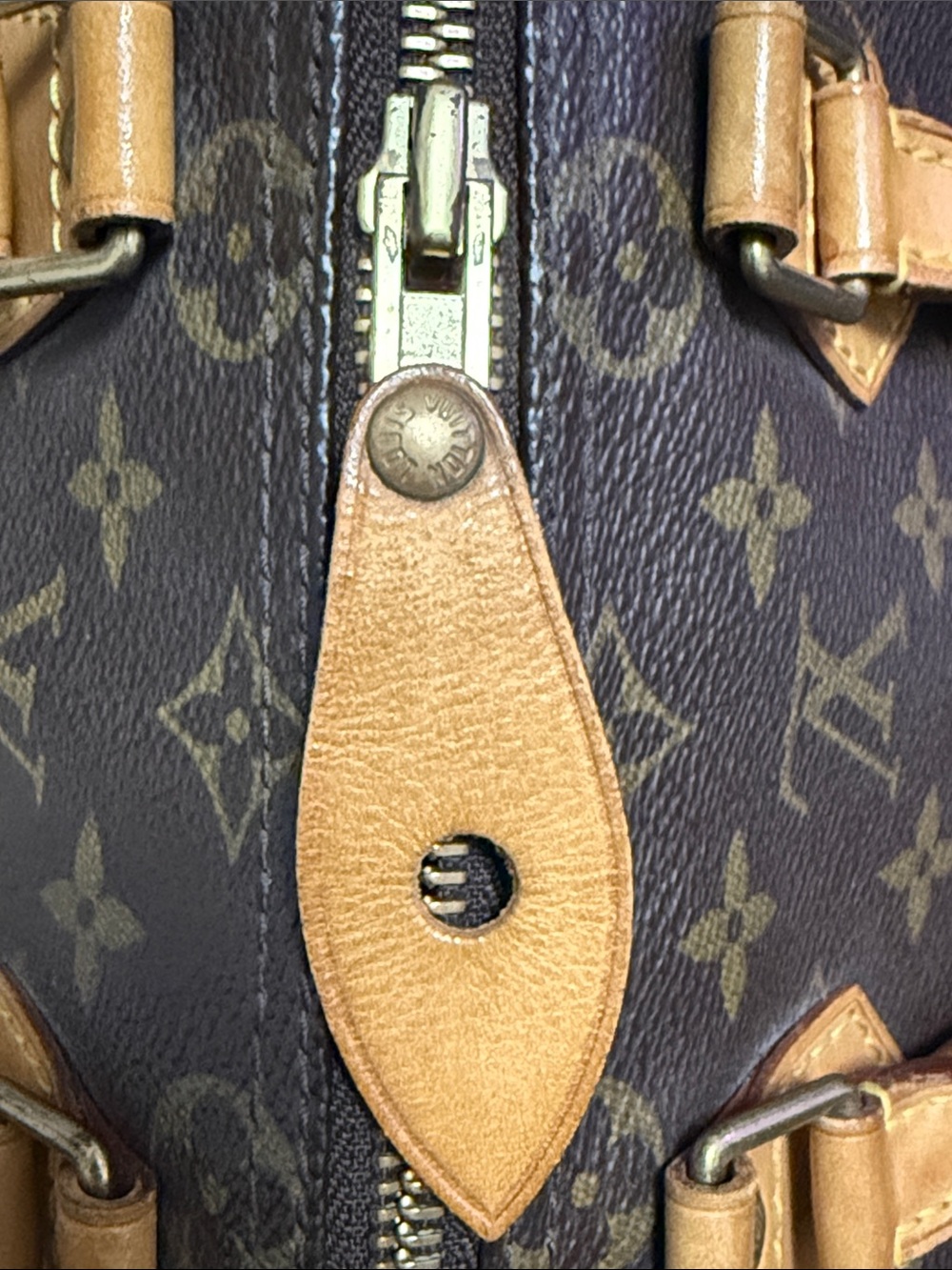 Louis Vuitton Monogram speedy 25 - Picture 13 of 14